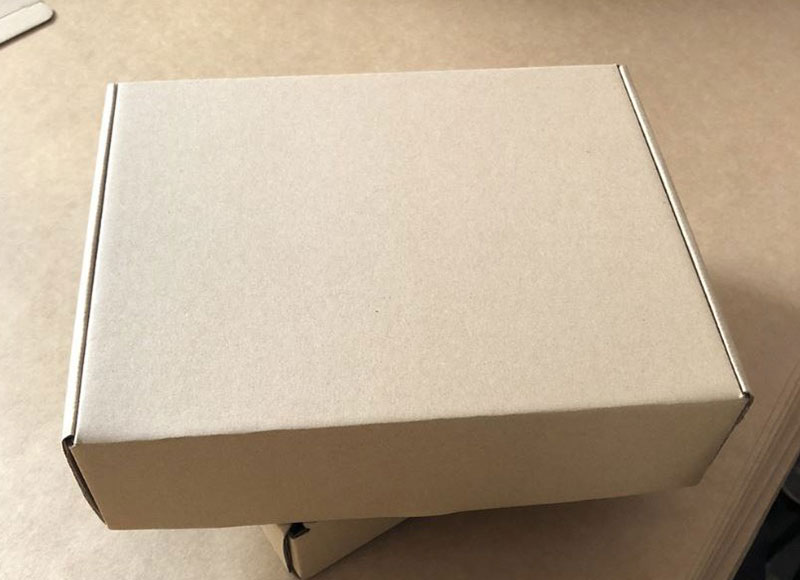 Hộp carton nắp gài 30x30x6cm, hộp carton nắp cài 30x30x6cm, thùng carton nắp gài 30x30x6cm, thùng carton nắp cài 30x30x6cm