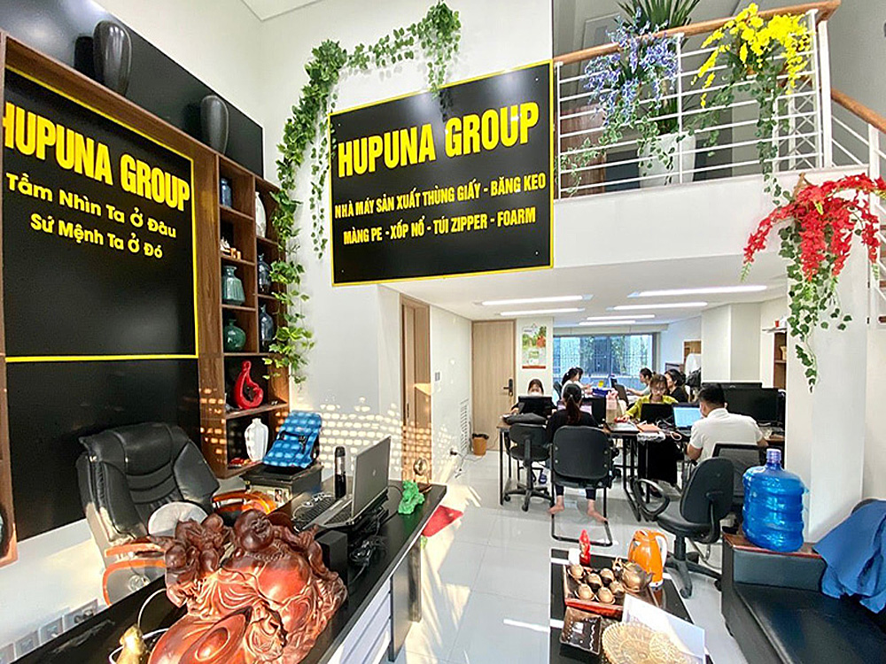 Văn phòng Hupuna Group - Hộp carton nắp gài Hupuna