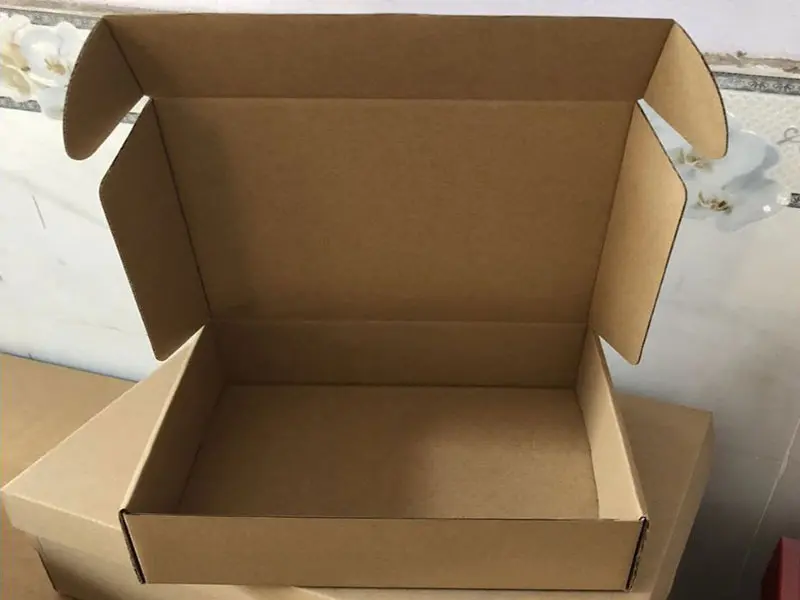 Hộp nắp gài Hà Nội, hộp carton nắp gài tại Hà Nội
