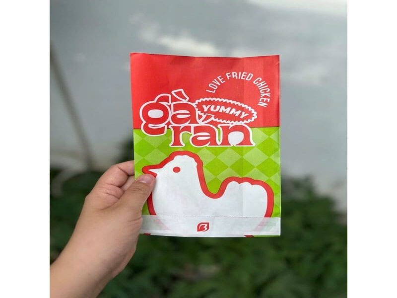 Đặc điểm cấu tạo và chất liệu túi giấy đựng gà