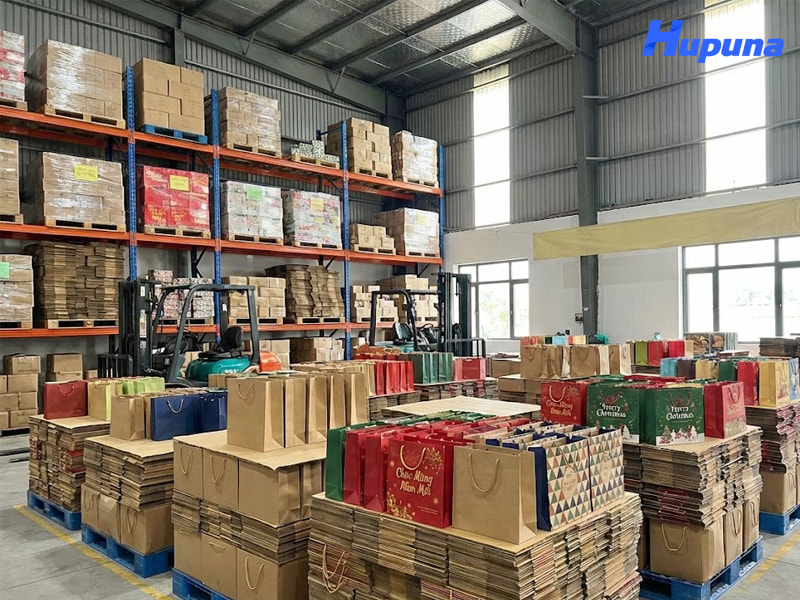 Hupuna chuyên sản xuất và in túi giấy đựng quà uy tín, giá tốt