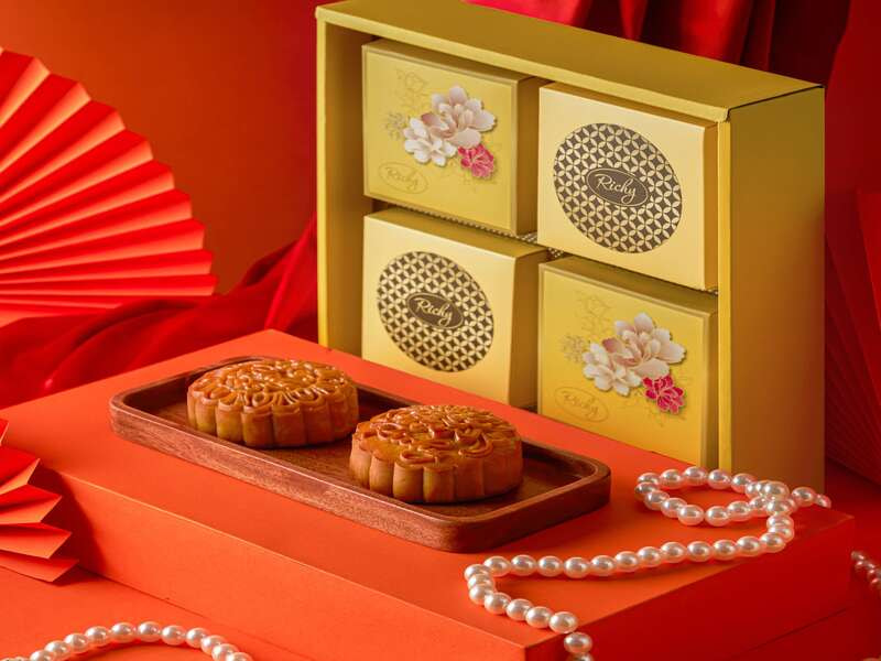 Hộp bánh trung thu nắp âm dương là gì