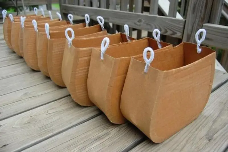 Cách làm hộp đựng bút bằng bìa carton, học tập làm hộp đựng bút bằng bìa carton