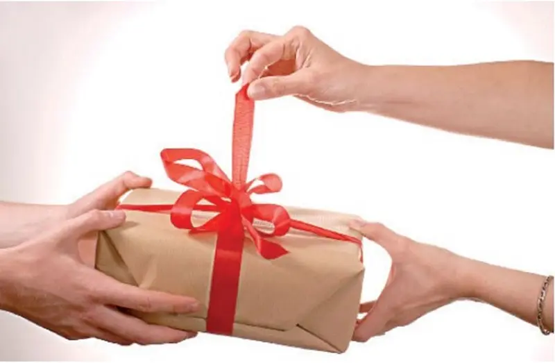 Gợi ý cách tặng quà tân gia ý nghĩa, mang lại may mắn cho gia chủ