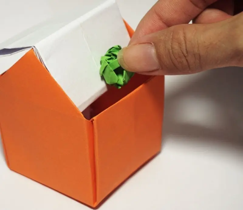 làm đồ tái chế từ thùng carton, làm thùng rác bằng bìa carton, sản phẩm tái chế từ bìa carton