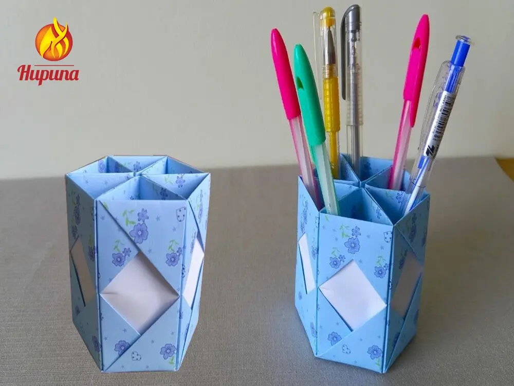 Làm hộp bút từ bìa carton cũ