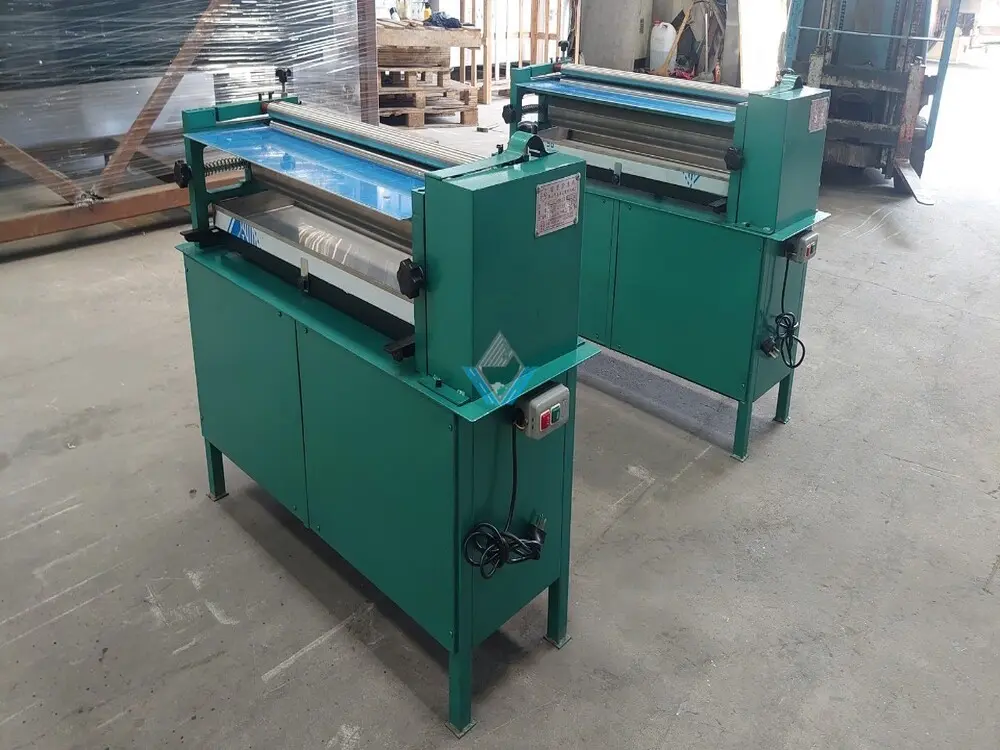 Kích thước thùng giấy carton, kích thước thùng carton, kích thước hộp giấy, kích thước phủ bì là gì, kích thước lọt lòng là gì, in offset, in lụa, in flexo, in lưới, in thạch bản, in typo, lỗi bản in, bản in bị mờ, máy tạo sóng, máy bồi keo, máy dán, máy bổ chạp, máy ghim, khuôn bế hộp giấy