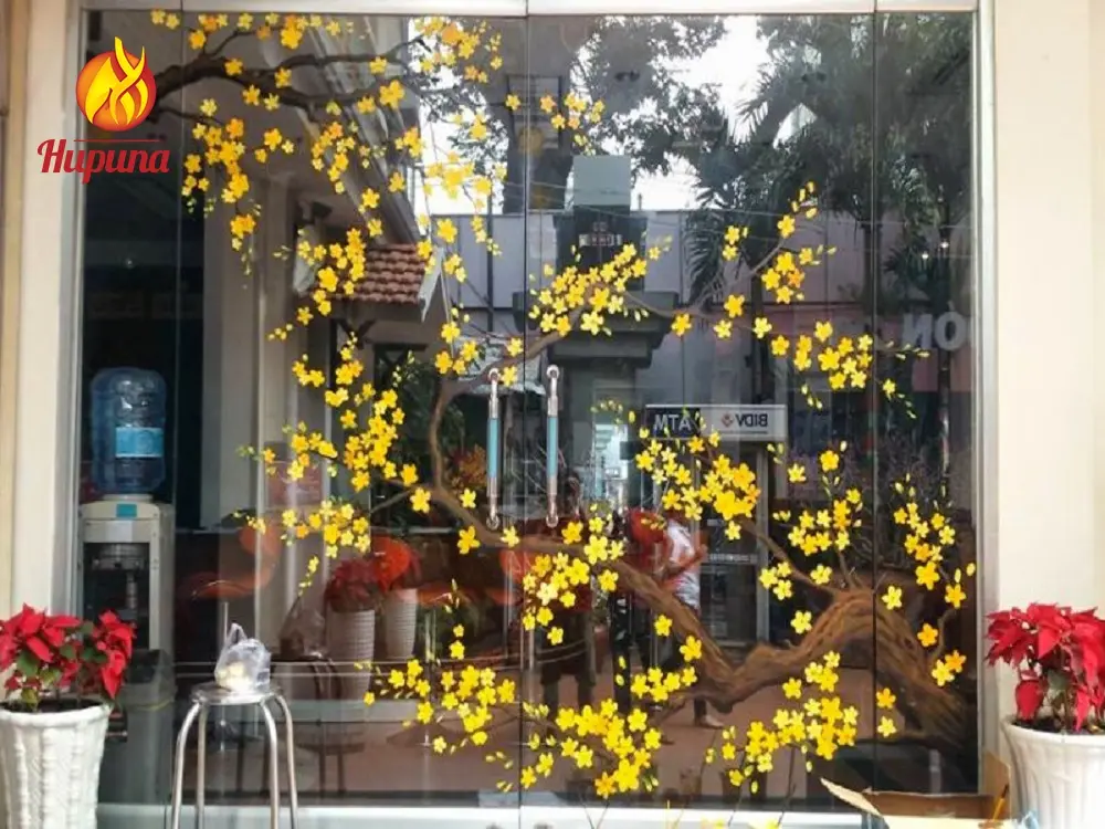  decal trang trí Tết văn phòng bằng hoa đào