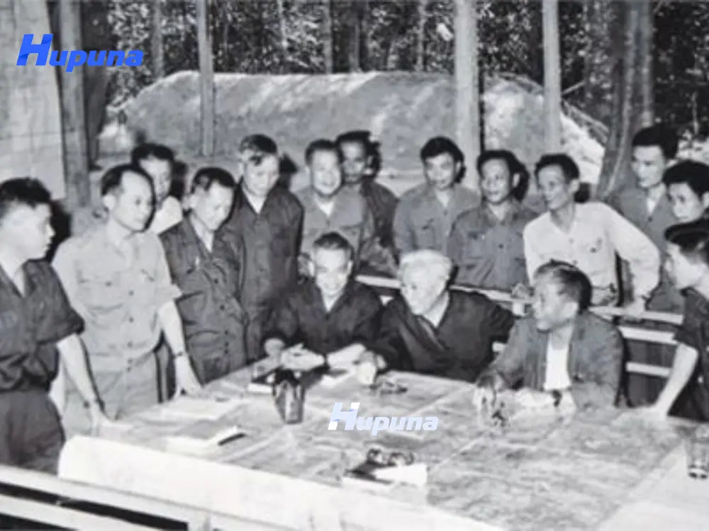 hình ảnh ngày 30/4/1975