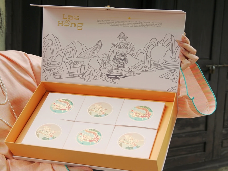 Điểm nổi bật của hộp đựng bánh trung thu Lạc Hồng AT10