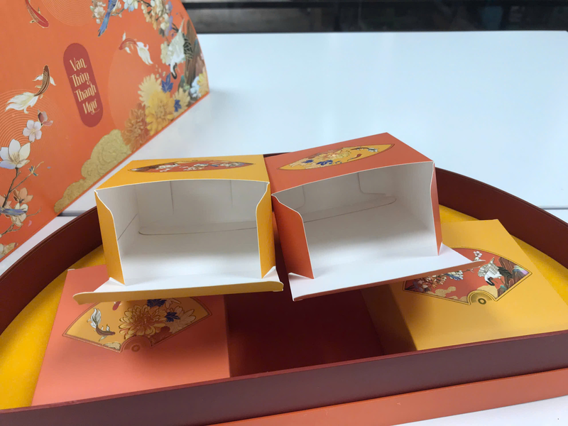 Hộp con bánh trung thu Vạn Thủy Thanh Ngư AT05