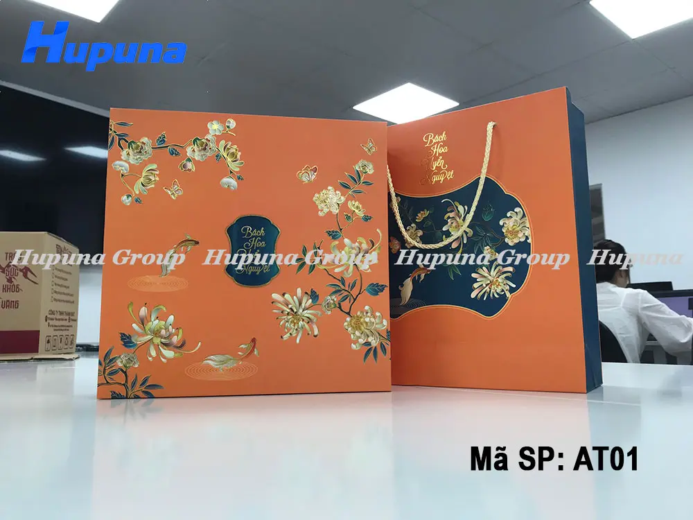hop-dung-banh-trung-thu-bach-hoa-uyen-nguyet-at01-17