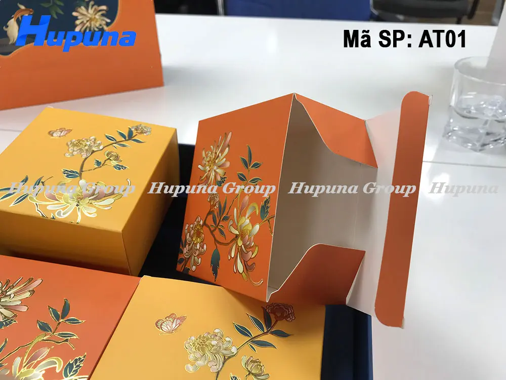 hop-dung-banh-trung-thu-bach-hoa-uyen-nguyet-at01-25
