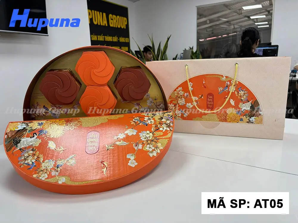 hop-dung-banh-trung-thu-van-thuy-thanh-ngu-at05-24