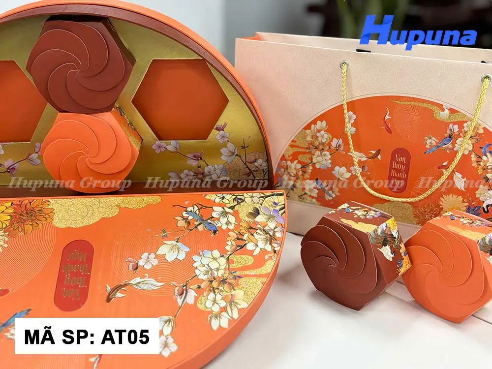 hop-dung-banh-trung-thu-van-thuy-thanh-ngu-at05-26