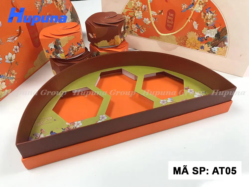 hop-dung-banh-trung-thu-van-thuy-thanh-ngu-at05-32