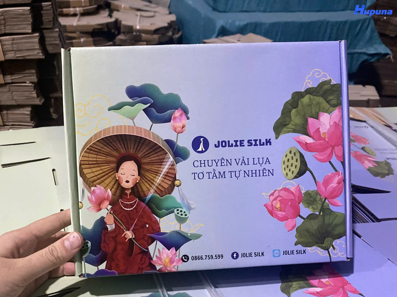 Hộp giấy đựng vải lụa tơ tằm của Jolie Silk