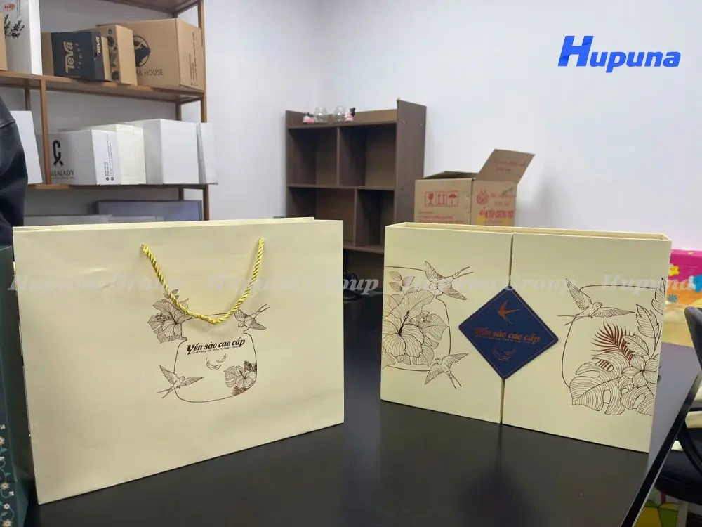Hộp thiết kế cánh bướm tại Hupuna