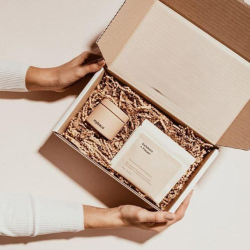 Hộp carton 15x10x5cm nắp gài 3 lớp Trắng Nâu