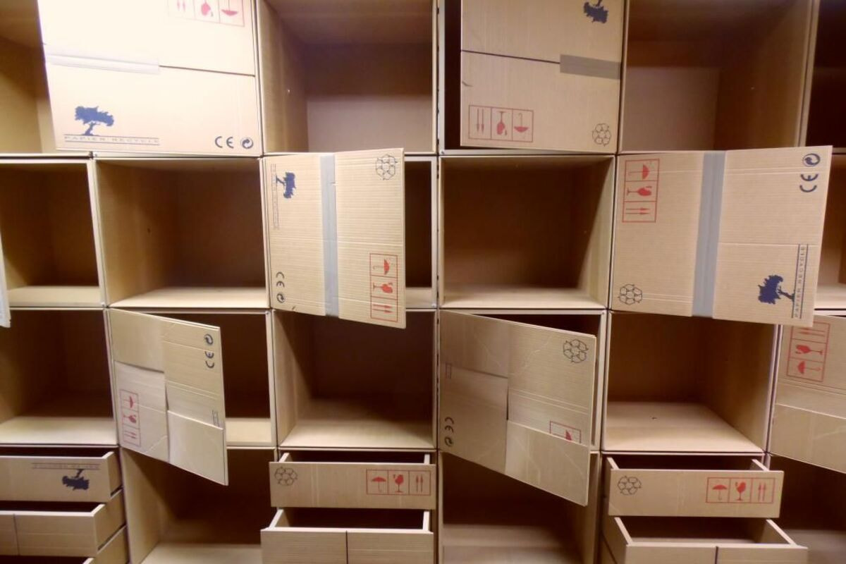 Cách làm kệ giày bằng thùng giấy và các vật liệu khác tại nhà