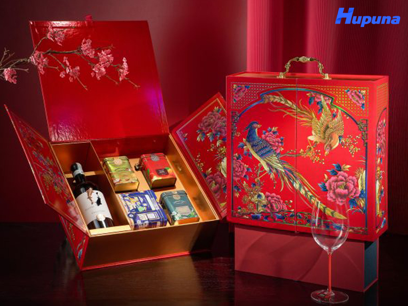 Hộp đựng quà tết Công Tài Lộc cánh bướm