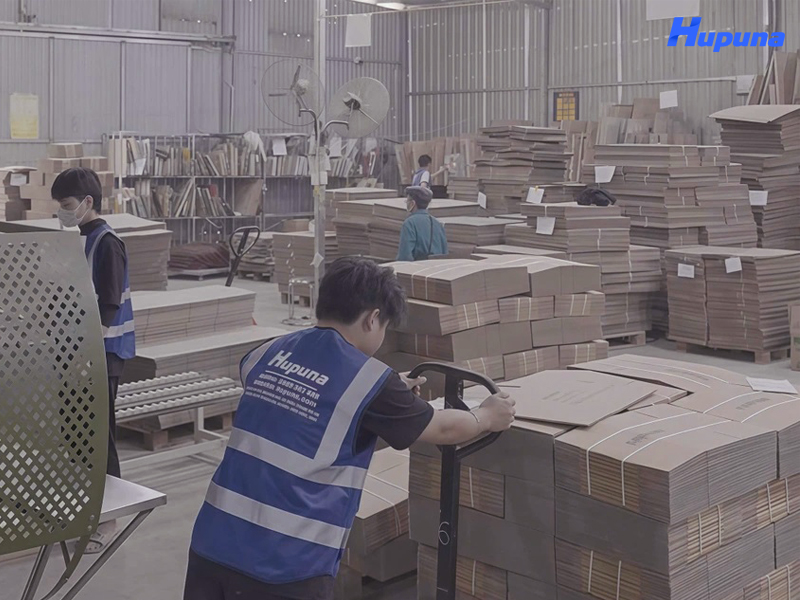 Hupuna cung cấp thùng thanh lý chất lượng tốt, giá rẻ