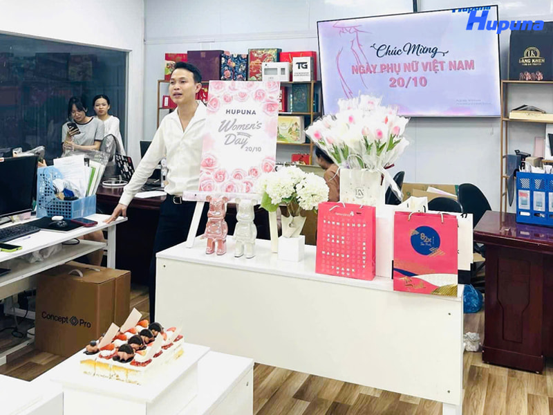 Lời chúc từ Hupuna dành cho chị em nhân viên
