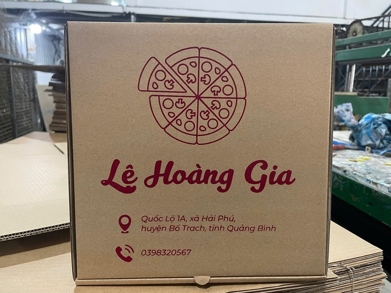 Mẫu hộp đựng pizza in lụa cho Lê Hoàng Gia