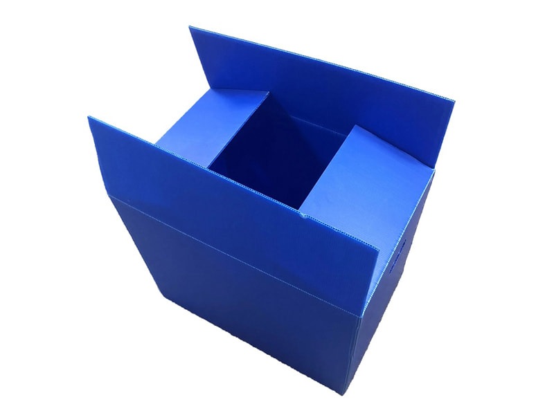 Thùng carton nhựa chắc chắn