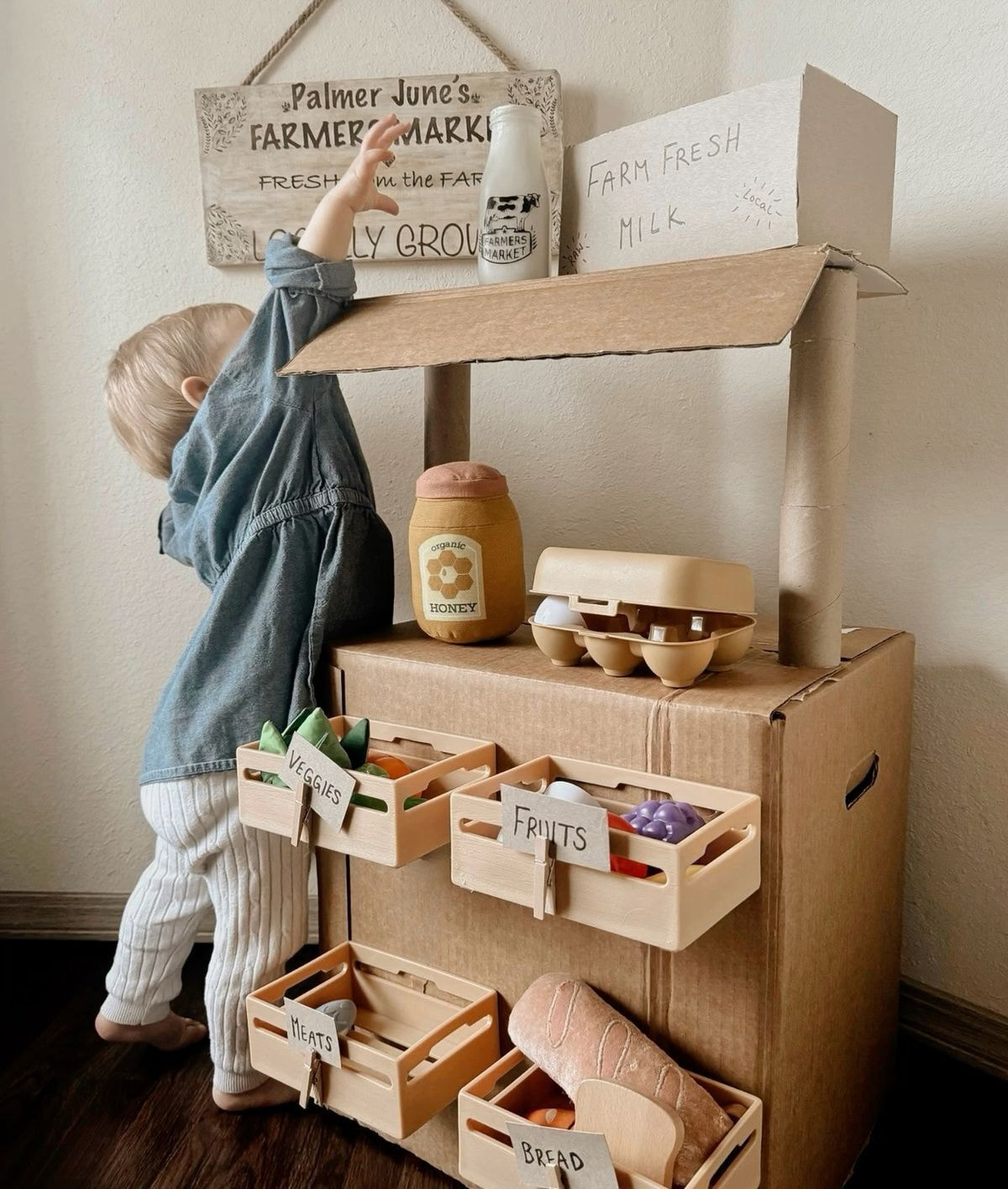 Ý tưởng độc đáo khi làm đồ handmade từ bìa carton cho bé và gia đình