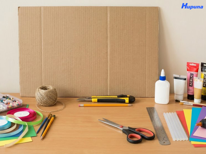 Dụng cụ và vật liệu cần chuẩn bị để làm bình hoa