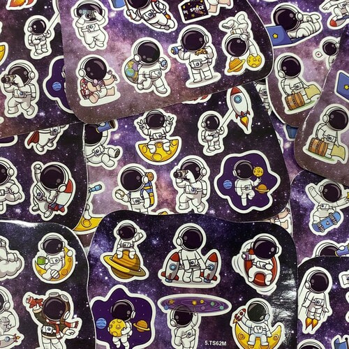 Mẫu 4 sticker phi hành gia