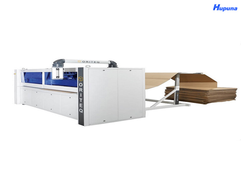 Máy cắt giấy carton lạnh