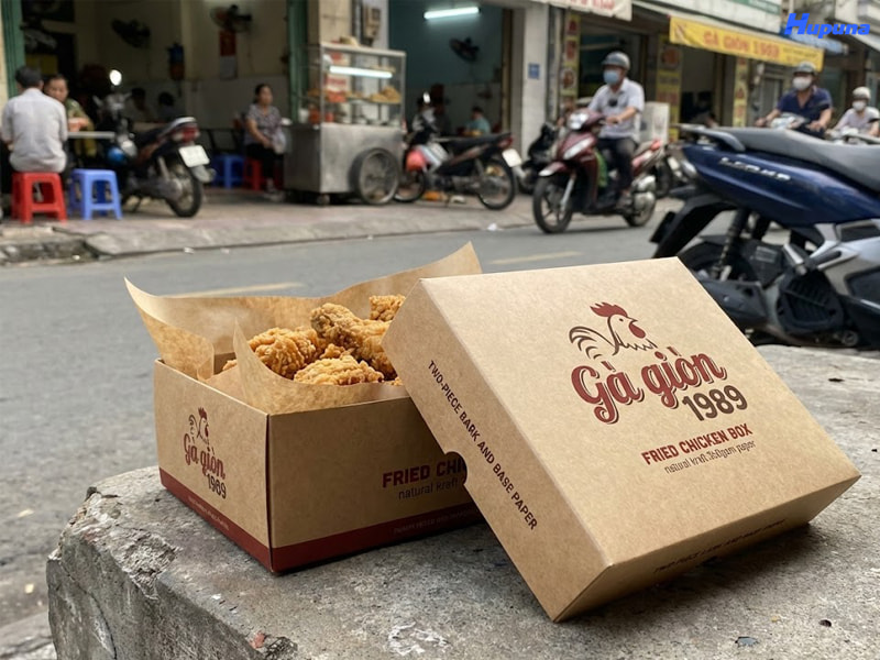 Hộp giấy đựng gà rán thương hiệu Gà giòn 1989