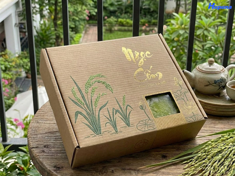 Hộp giấy của thương hiệu Ngọc Cốm do Hupuna sản xuất