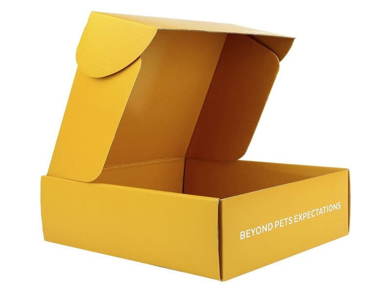 Hộp carton màu vàng đất cho mệnh Thổ Tân Sửu 1961, 2021