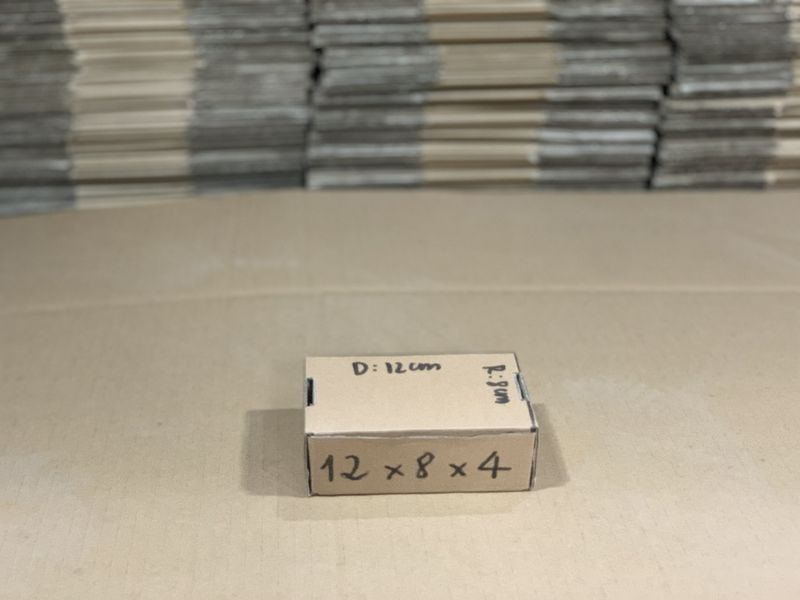 Hộp carton nắp đối size12 có sắn