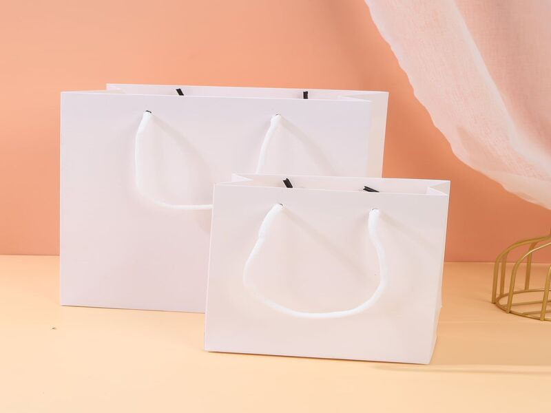 Túi giấy Ivory trắng