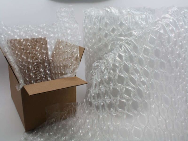Xốp nổ bọc hàng có thể tái sử dụng không?