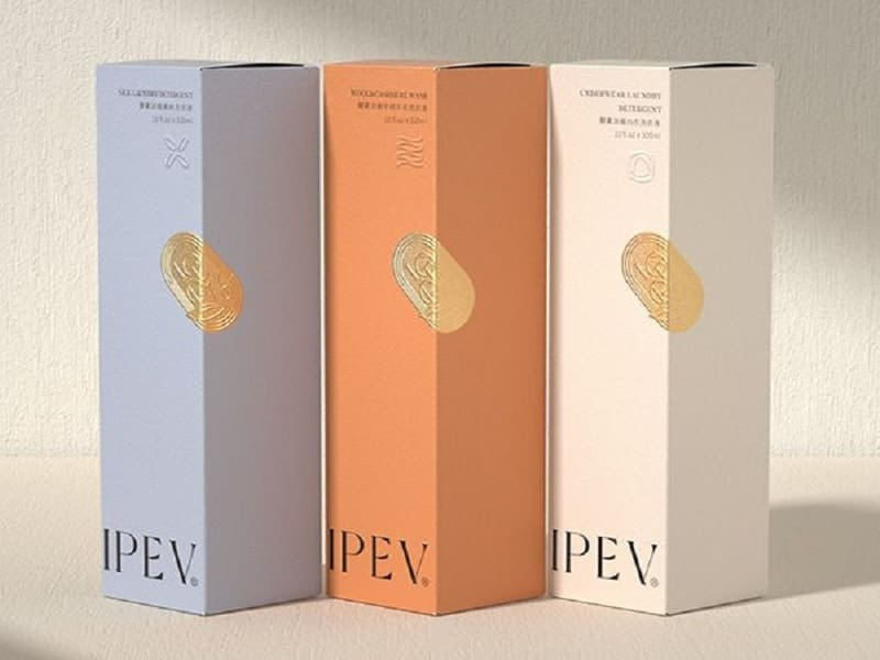 Hộp nắp gài 2 đầu ép kim định hình (Gold Foil Stamping Tuck Box)